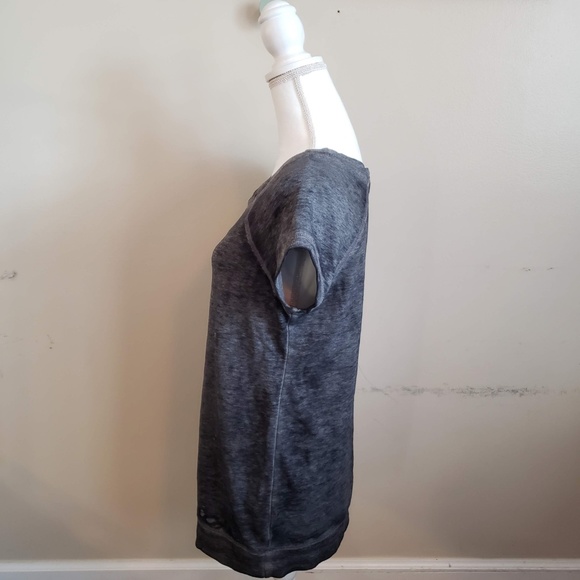 Motherhood Maternity Acid Washed Short Sleeve Top - Picture 4 of 7